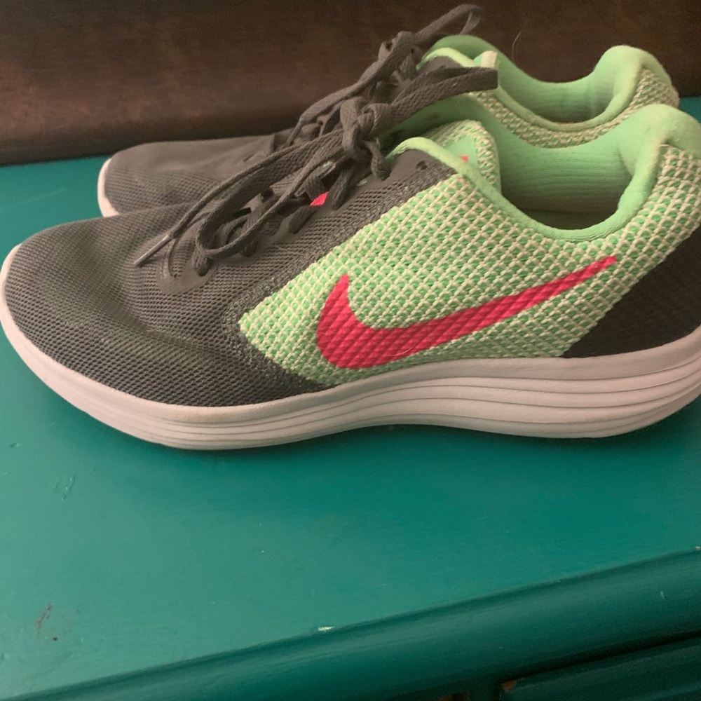 Nike shoes